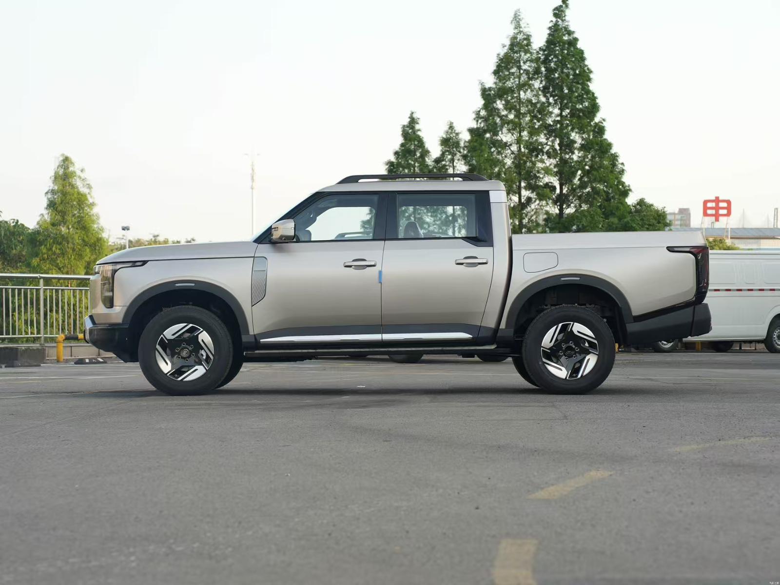 2026 Z9 Premium Electric Pickup Truck